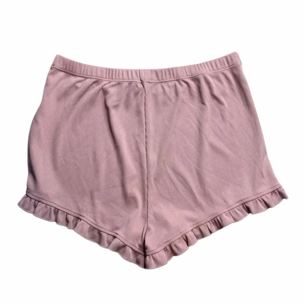 Textured Mauve Ruffled Shorts Size medium